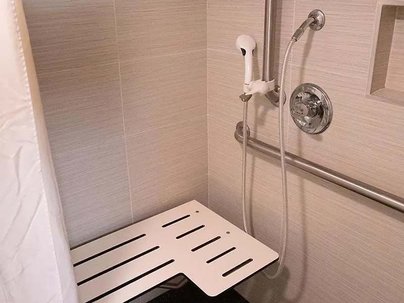 Quality Inn Sacramento Convention Center 2*,
