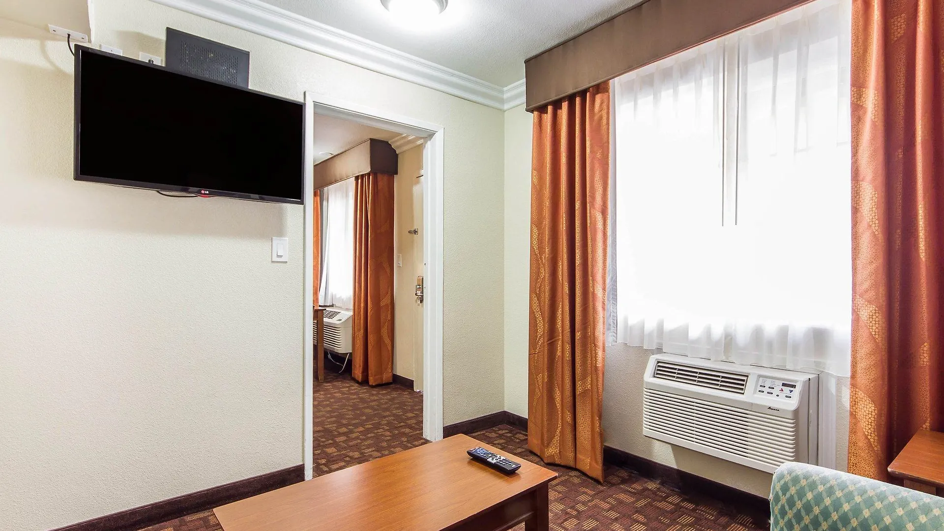Quality Inn Sacramento Convention Center