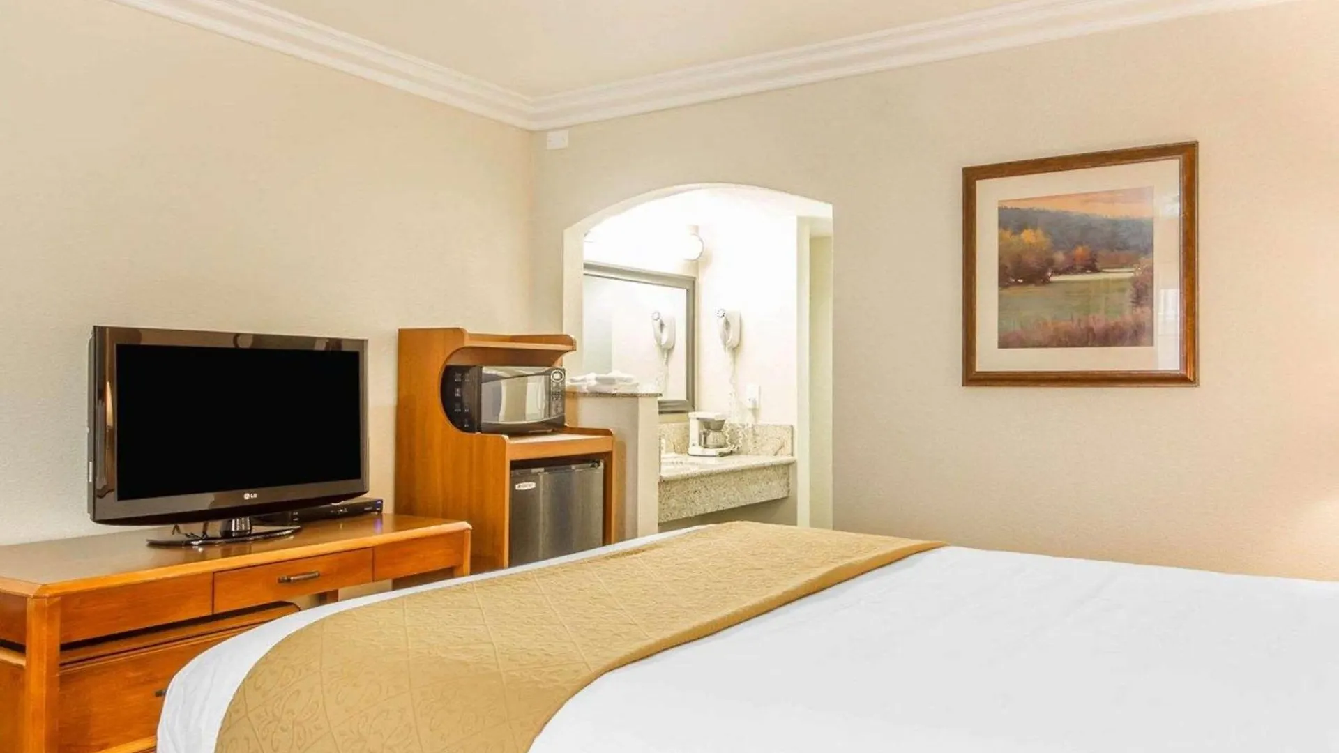Quality Inn Sacramento Convention Center