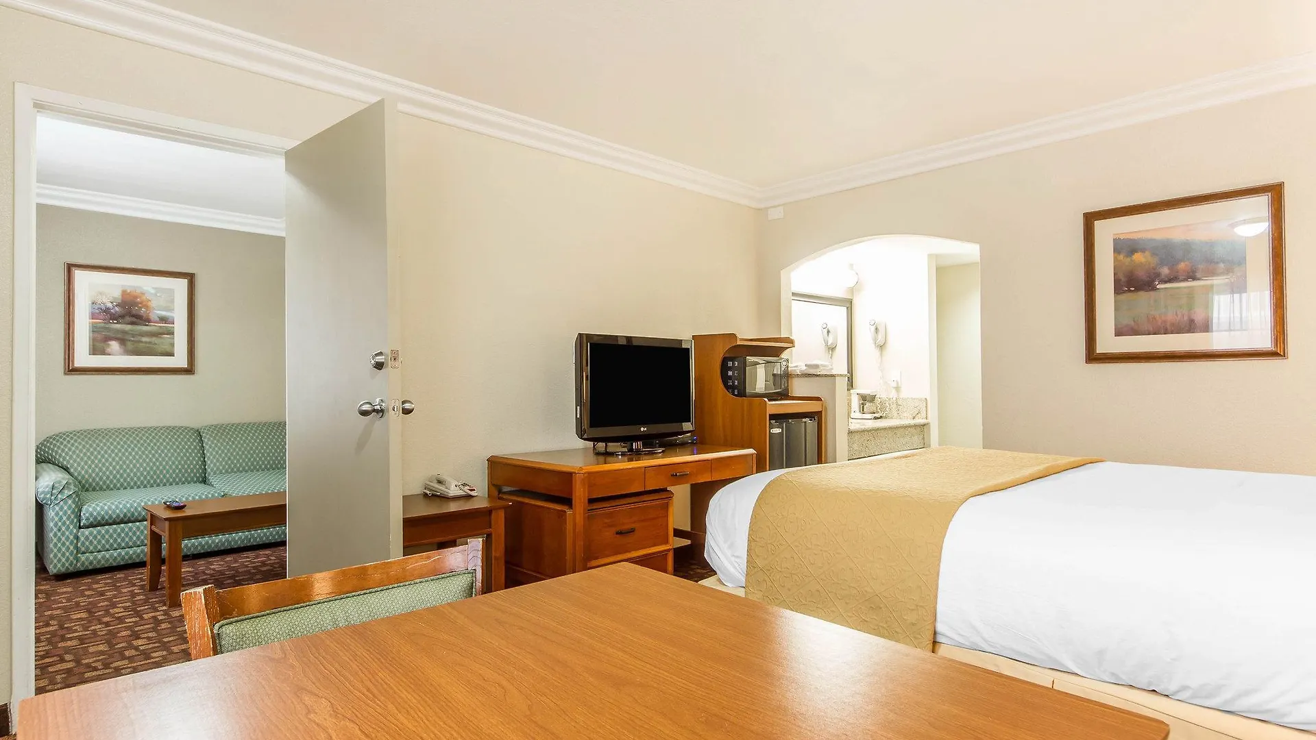 Quality Inn Sacramento Convention Center