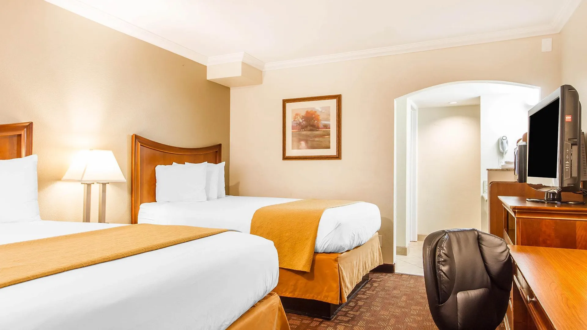 Quality Inn Sacramento Convention Center 2*,